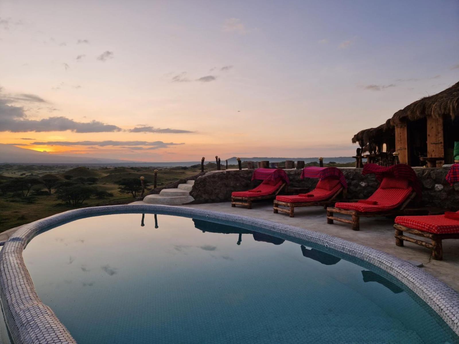 Original Maasai Lodge - Africa Amini Life Engare Nanyuki Exterior photo