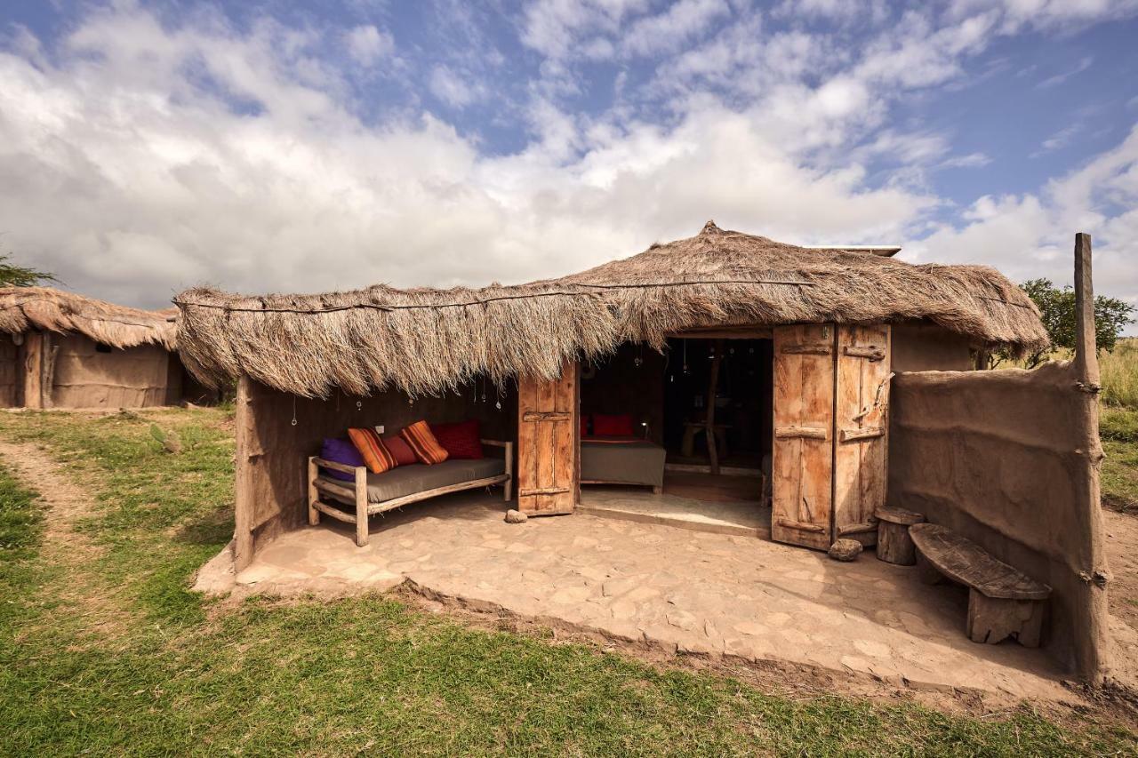 Original Maasai Lodge - Africa Amini Life Engare Nanyuki Exterior photo