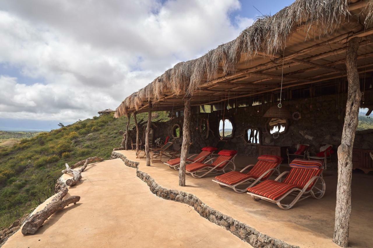 Original Maasai Lodge - Africa Amini Life Engare Nanyuki Exterior photo